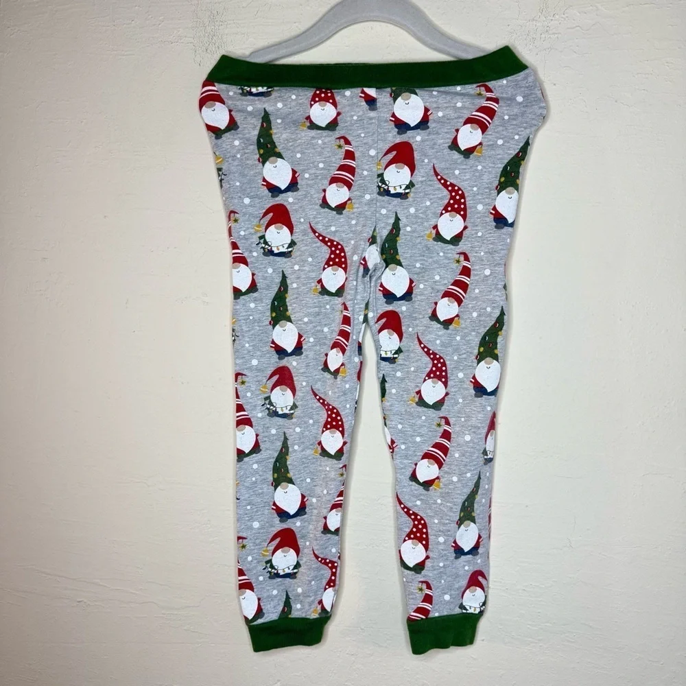 Mud Pie Christmas Gnomes Gray and Green Long Sleeve Henley Pajama Set Size 4T